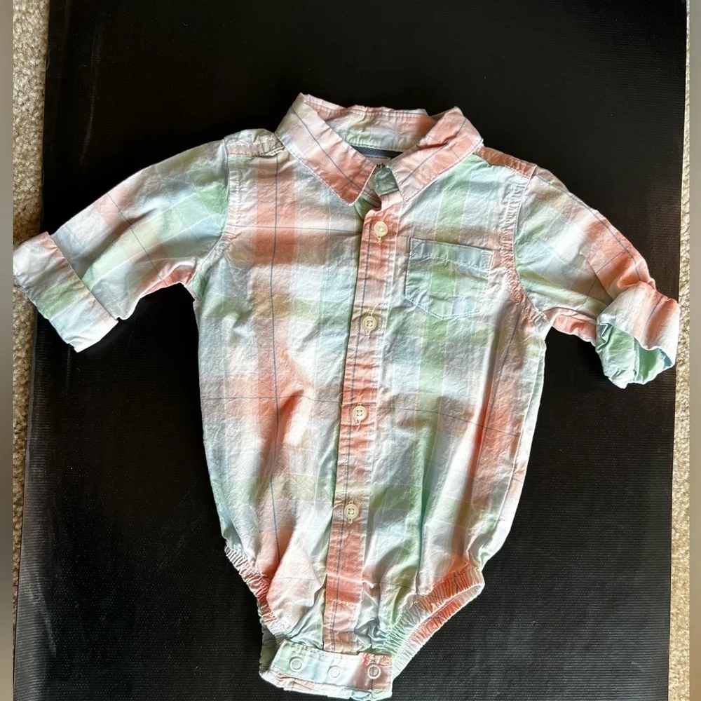 Carter’s Infant Baby 9M 2 piece long sleeve & suspenders pants set - Picture 5 of 5